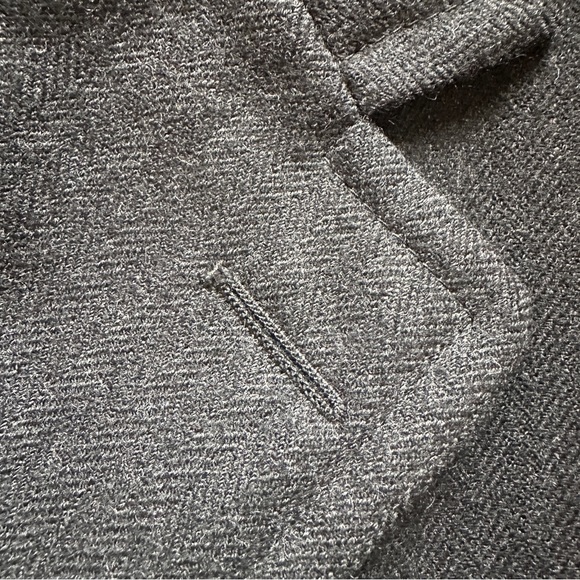 Vintage Brooks Brothers Men’s Charcoal Grey Overcoat - Picture 6 of 16